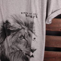 T-shirt Lion - Beats of the heart | šedé