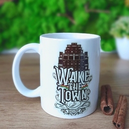 Hrnek Wake the Town 330 ml